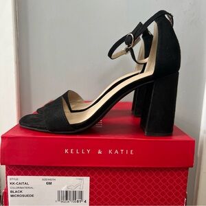Kelly & Katie Black Block Heel Sandals